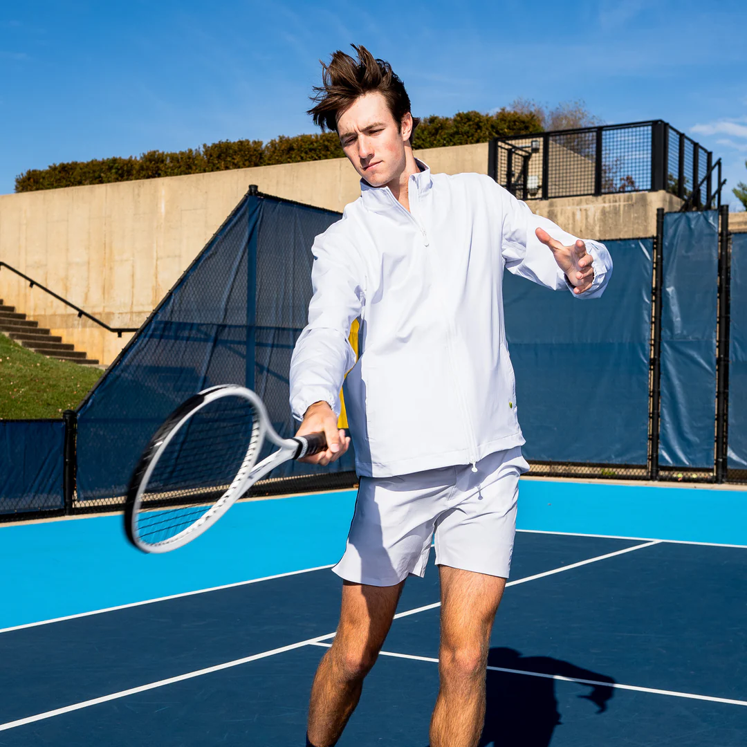 Chọn đúng size áo ấm chơi Tennis giúp người chơi thể hiện tốt nhất