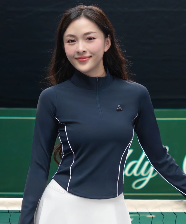 Rayo luôn triển khai chính sách cho khách hàng VIP khi mua áo dài tay Tennis cao cấp