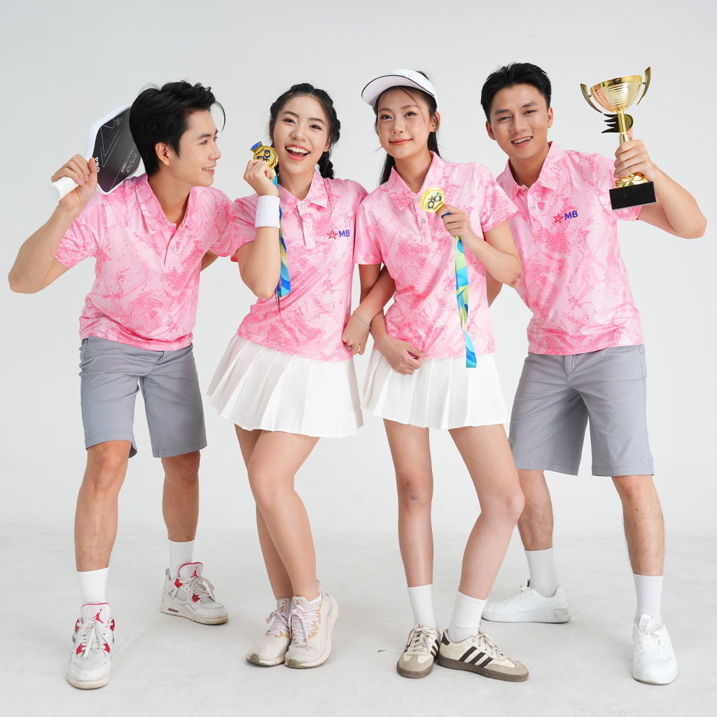 Áo đấu Pickleball đúng size giúp người chơi dễ dàng vận động